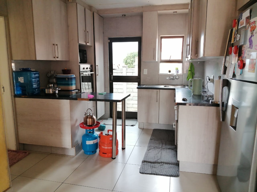 3 Bedroom Property for Sale in Tlhabane West North West